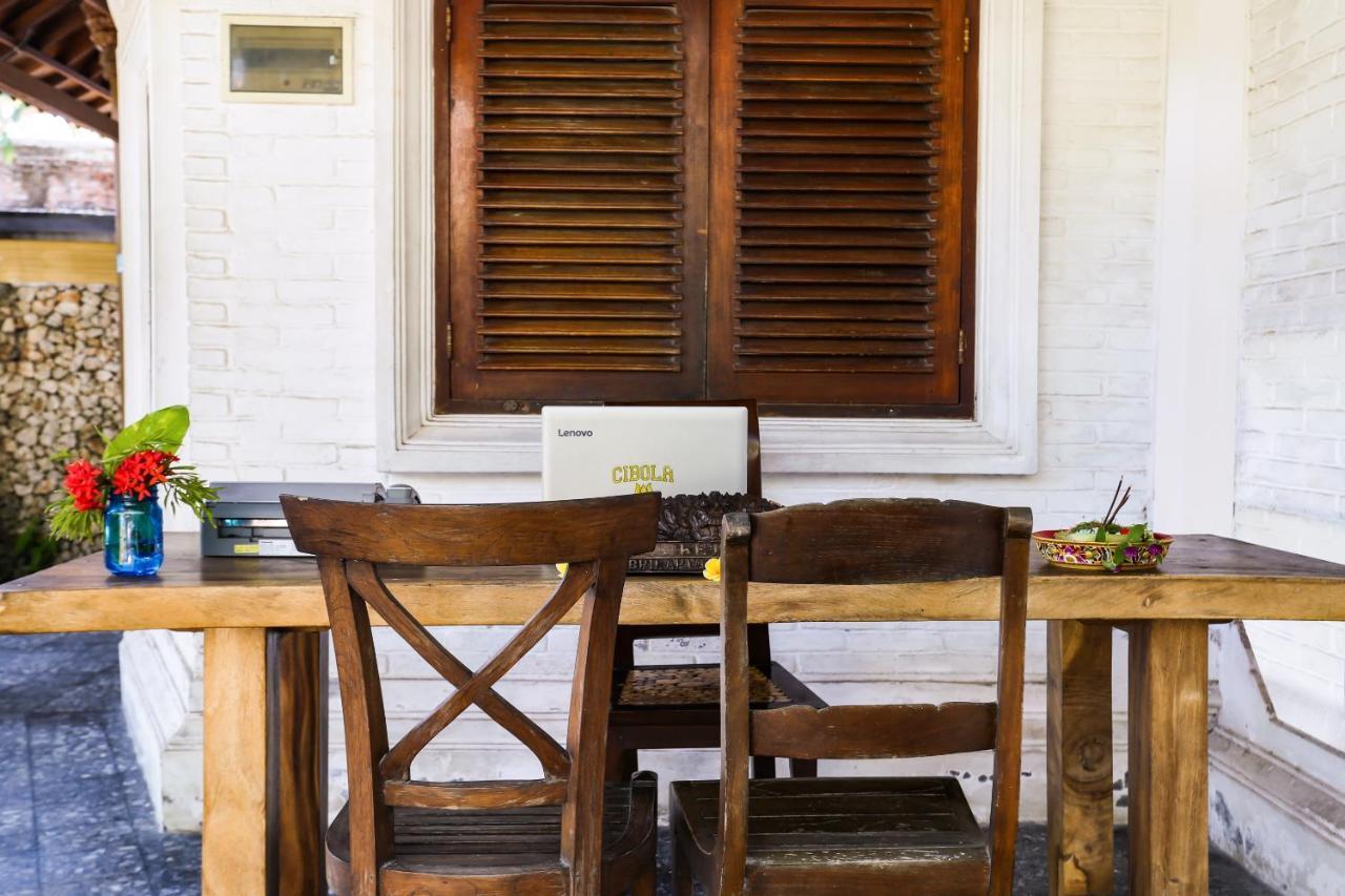 Oyo 90893 Mimpi Bungalows Kuta Lombok Extérieur photo
